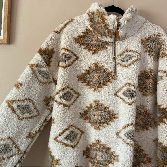 Thread & supply• fluffy soft southwestern print pullover women’s xxl - Picture 5 of 12